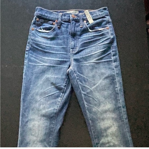 NWT Madewell The Highrise Slim Boy Jean - Picture 7 of 7